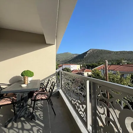 Noemi House Apartment