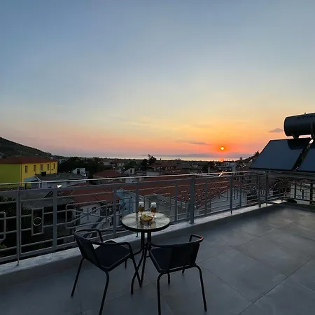 Noemi House Apartment *